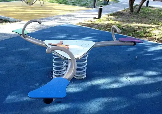 RockingTriSwing by Gokker Ltd