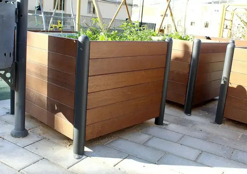 PlantPot by Gokker Ltd
